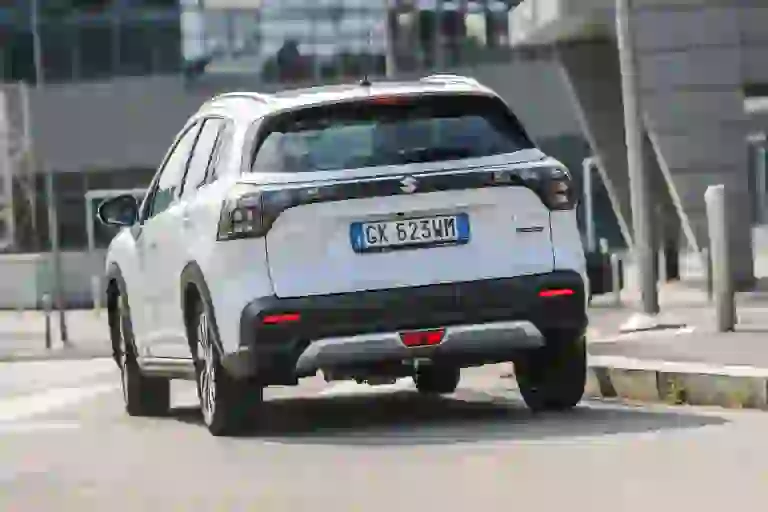 Suzuki S-Cross Hybrid 140V 2022 - 16