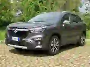 Suzuki S-Cross Hybrid 2022 - Come va