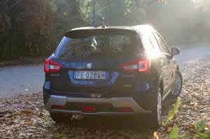 Suzuki S-CROSS MY 2016 nuove foto - Prova su strada