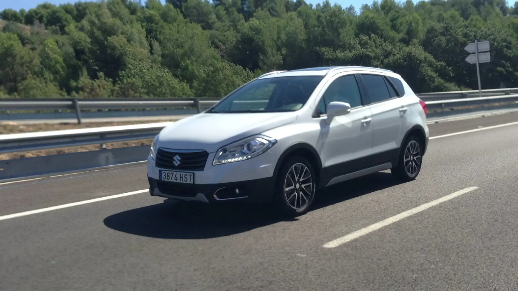 Suzuki S-Cross - Primo contatto - 8