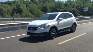 Suzuki S-Cross - Primo contatto - 8