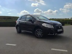 Suzuki S-Cross - Primo contatto - 10