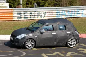 Suzuki Swift - Foto spia 04-06-2010