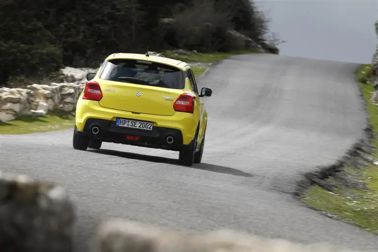 Suzuki Swift Sport 2018 - foto ufficiali - 10