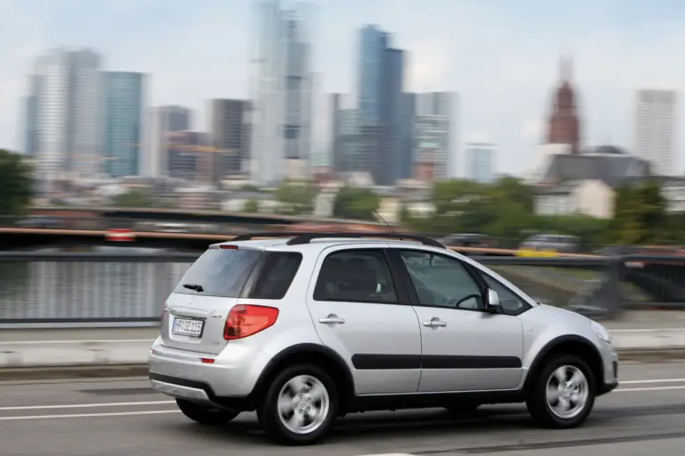 Suzuki SX4 2.0 DDiS 2WD GL - 7