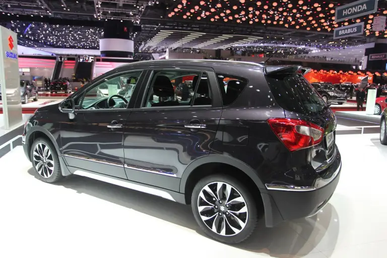 Suzuki SX4 - Salone di Ginevra 2013 - 1