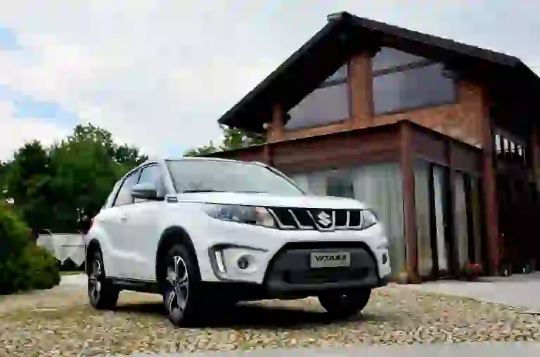 Suzuki Vitara Exclusive - 1