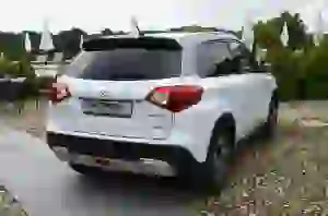 Suzuki Vitara Exclusive - 2