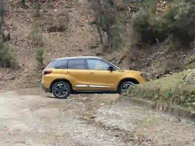 SUZUKI VITARA HYBRID 140 V - PRIMO CONTATTO - 33