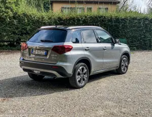 Suzuki Vitara Hybrid 2022 Automatica - Prova su Strada