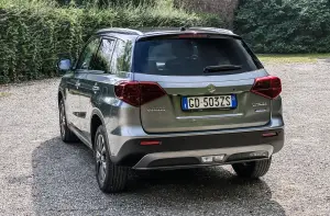 Suzuki Vitara Hybrid 2022 Automatica - Prova su Strada