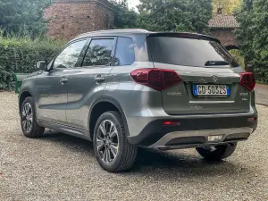 Suzuki Vitara Hybrid 2022 Automatica - Prova su Strada