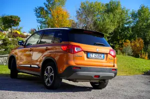 Suzuki Vitara - Prova su strada 2015