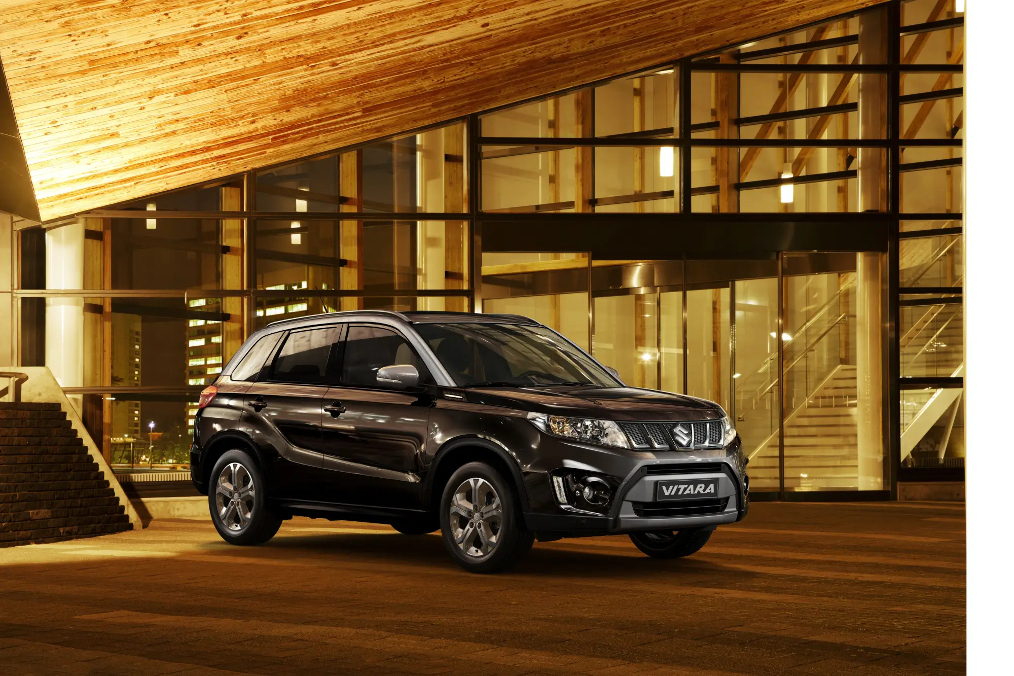 Suzuki VITARA Yoru Nuove Foto - 3