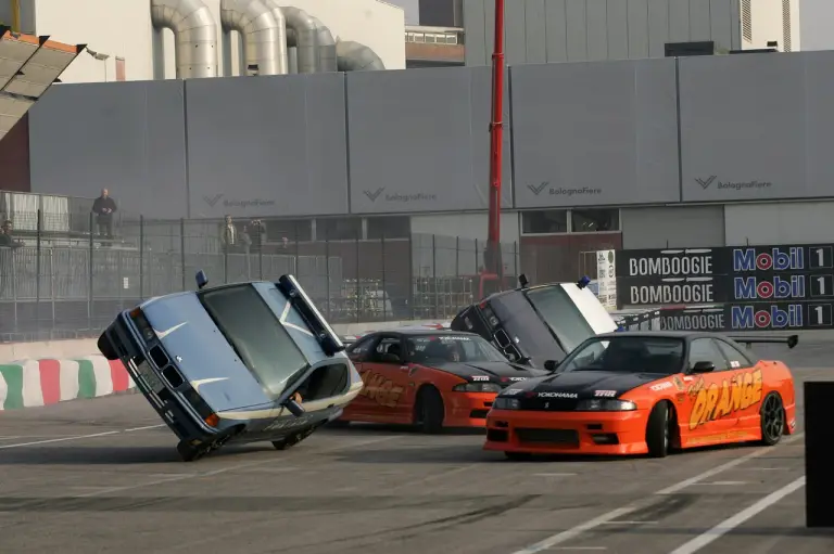 Team Orange e Scuola di Polizia al Motorshow di Bologna 2011 - 1