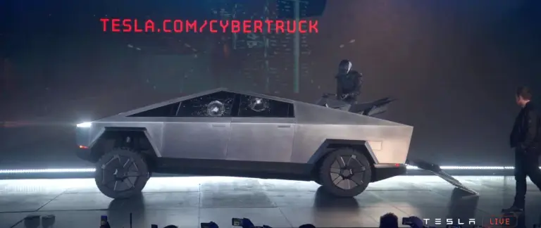 Tesla Cyberquad - Presentazione - 3