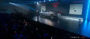 Tesla Cybertruck - 15