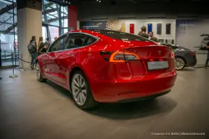 Tesla Model 3 - Anteprima Italiana a Milano