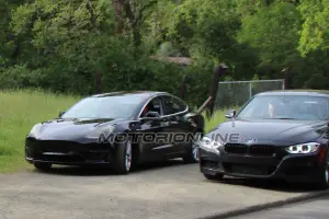 Tesla Model 3 foto spia 7 Aprile 2017 - 8
