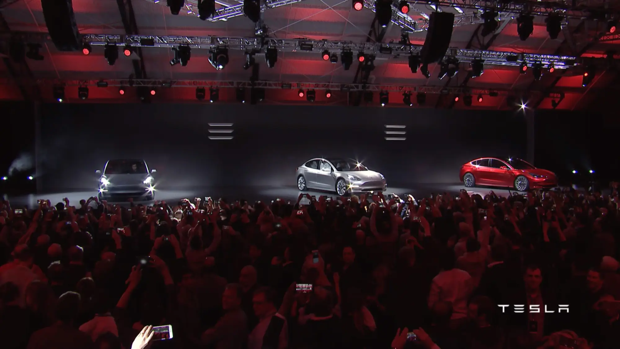 Tesla Model 3 - 16