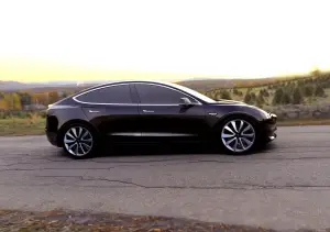 Tesla Model 3 - 26