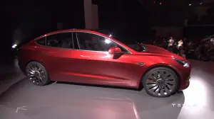 Tesla Model 3 - 7