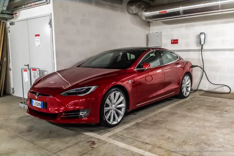 Tesla Model S 100D - Prova su Strada - 1