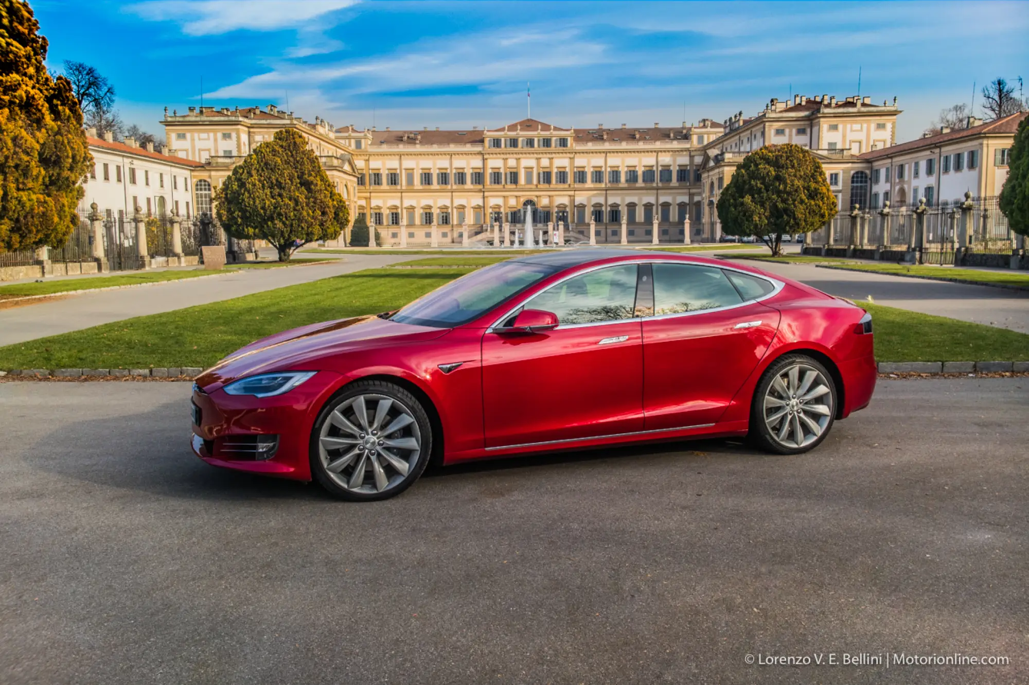 Tesla Model S 100D - Prova su Strada - 6