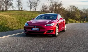 Tesla Model S 100D - Prova su Strada - 9