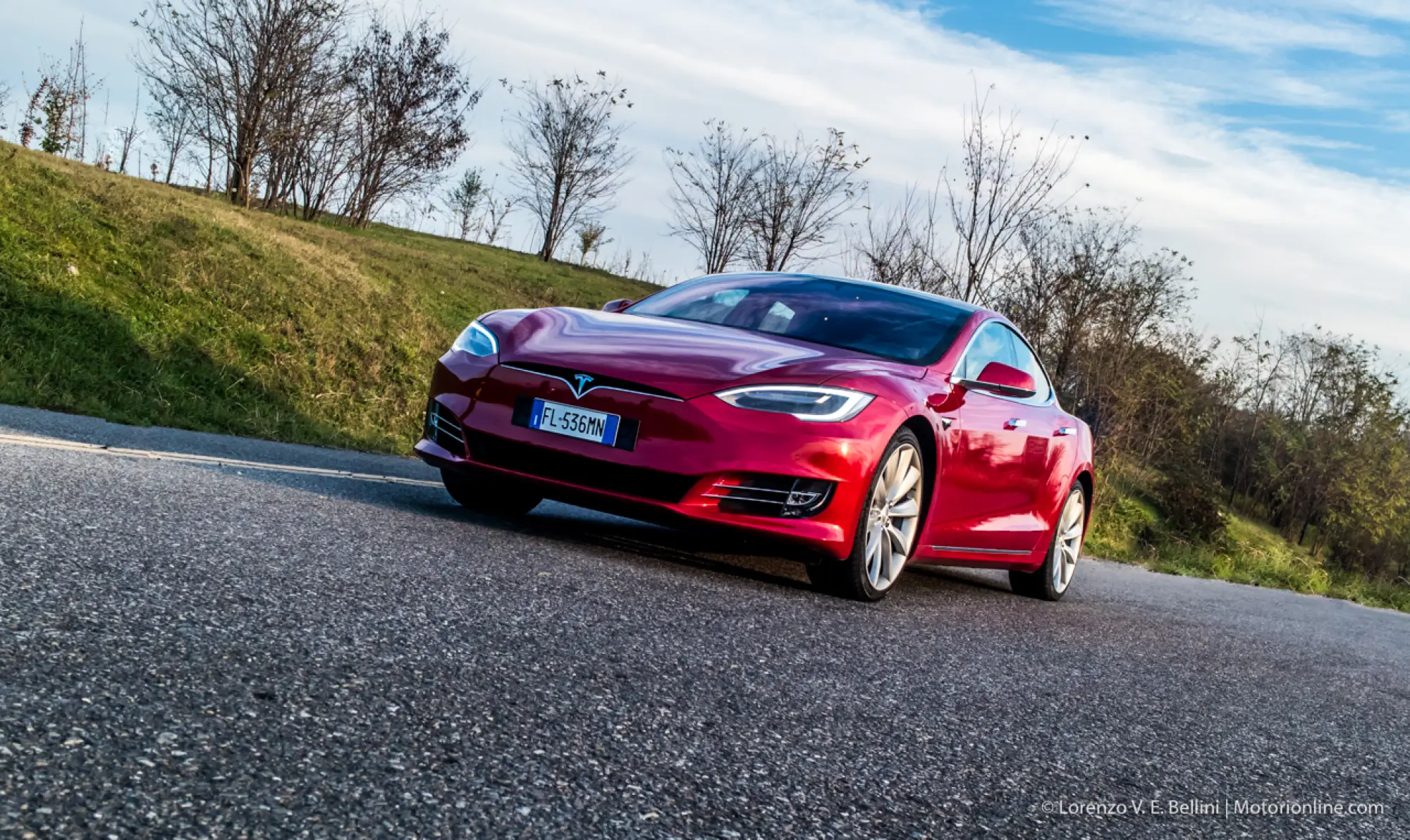 Tesla Model S 100D - Prova su Strada - 12