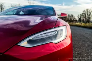 Tesla Model S 100D - Prova su Strada