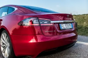 Tesla Model S 100D - Prova su Strada