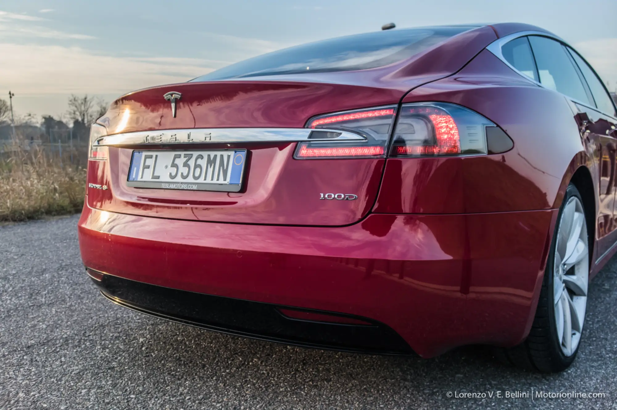 Tesla Model S 100D - Prova su Strada - 21