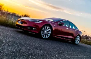 Tesla Model S 100D - Prova su Strada