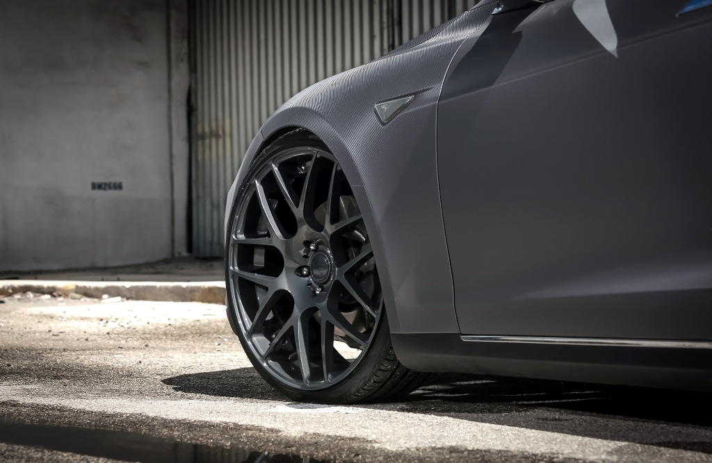 Tesla Model S by Avant Garde Wheels