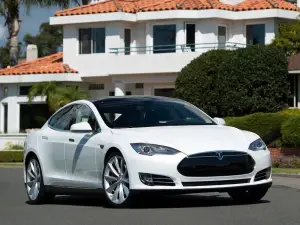 Tesla Model S Performance Plus - 1