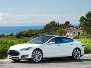 Tesla Model S Performance Plus