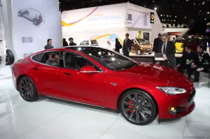 Tesla Model S - Salone di Detroit 2015