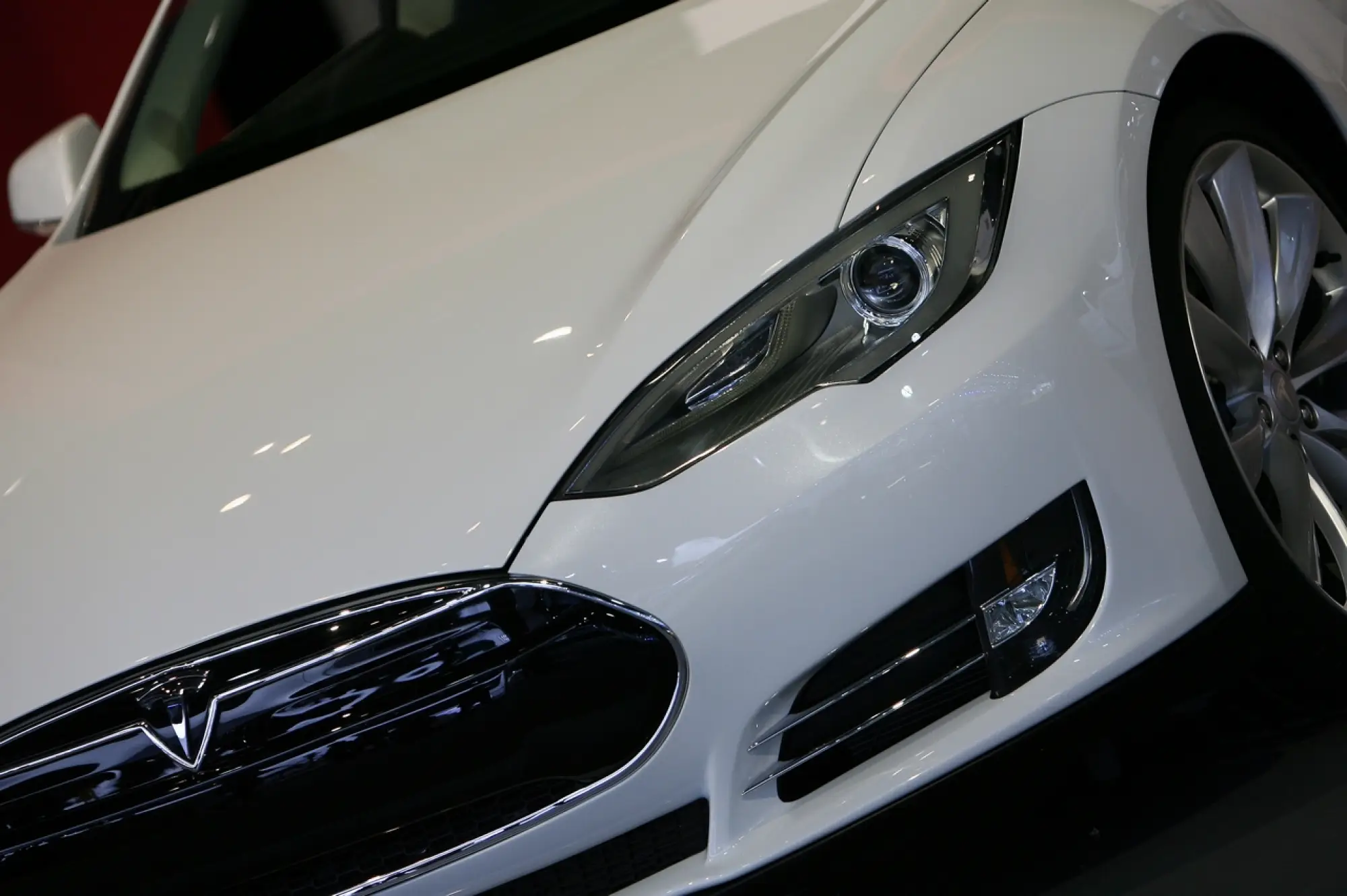 Tesla Model S Signature - Salone di Detroit 2012 - 4