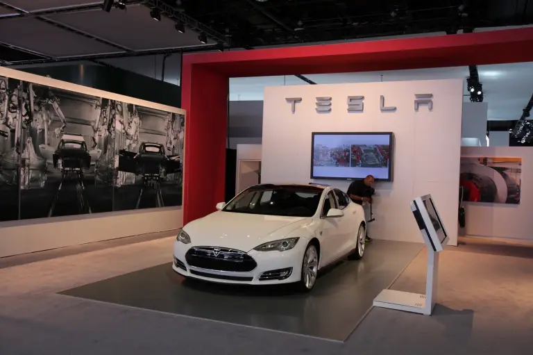 Tesla Model S Signature - Salone di Detroit 2012 - 1