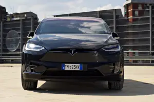 Tesla Model X 100D - Prova Su Strada - 4