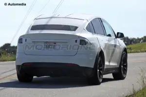 Tesla Model X - Foto spia 25-03-2015 - 9