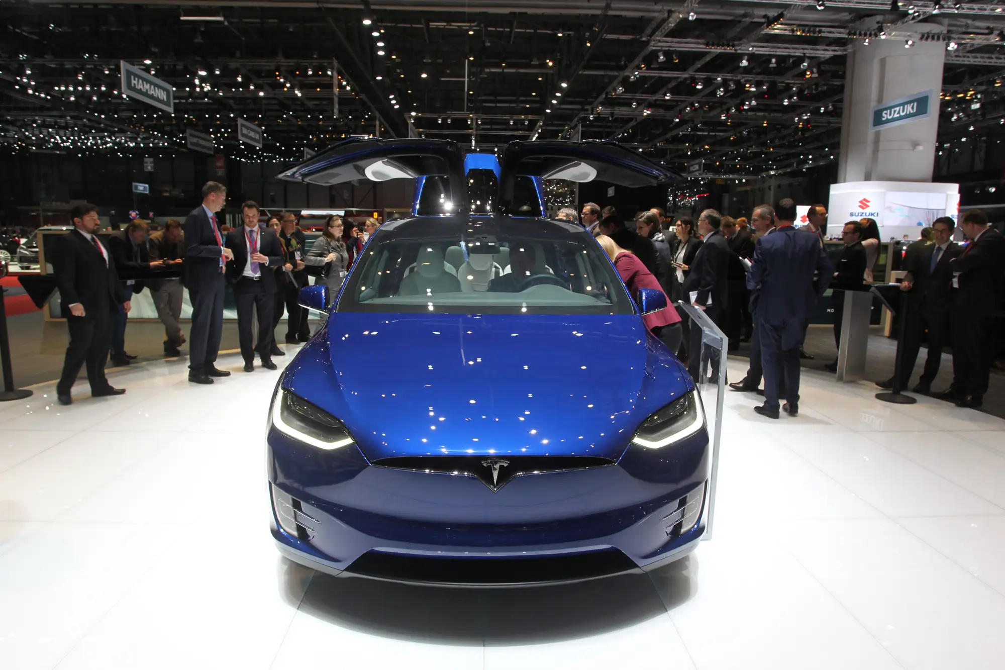 Tesla Model X - Salone di Ginevra 2016 - 4