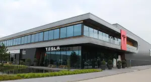 Tesla Motors - Fabbrica di Tilburg - 1