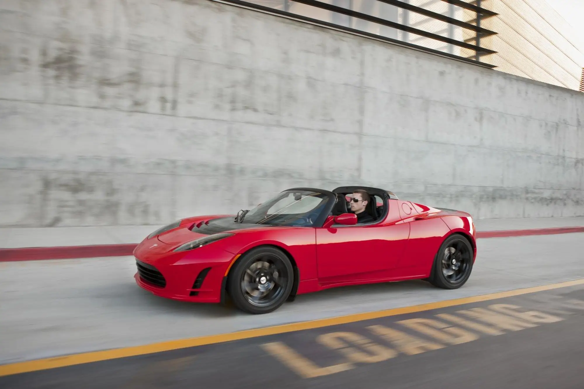 Tesla Roadster 2.5 - 4