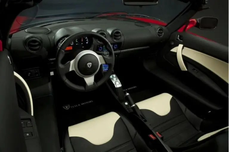Tesla Roadster Sport - 14