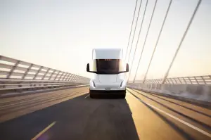 Tesla Semi - Foto agosto 2022