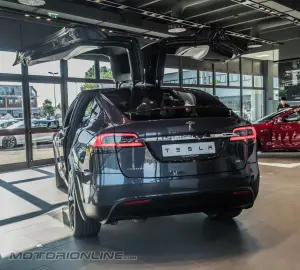 Tesla Service Center Milano