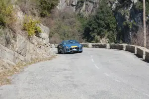 Test Pirelli Sottozero & Jaguar F-Type