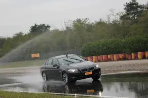 Test pneumatici Pirelli P7 Cinturato sul Campo Prove Pirelli di Vizzola Ticino